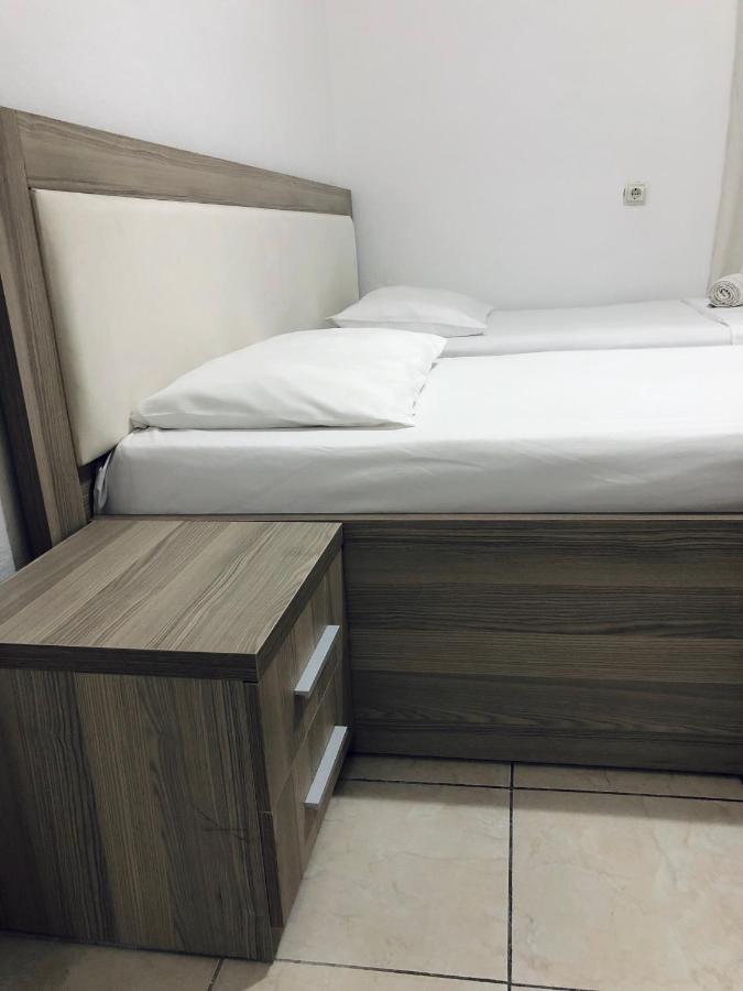 Sandri * Himarë